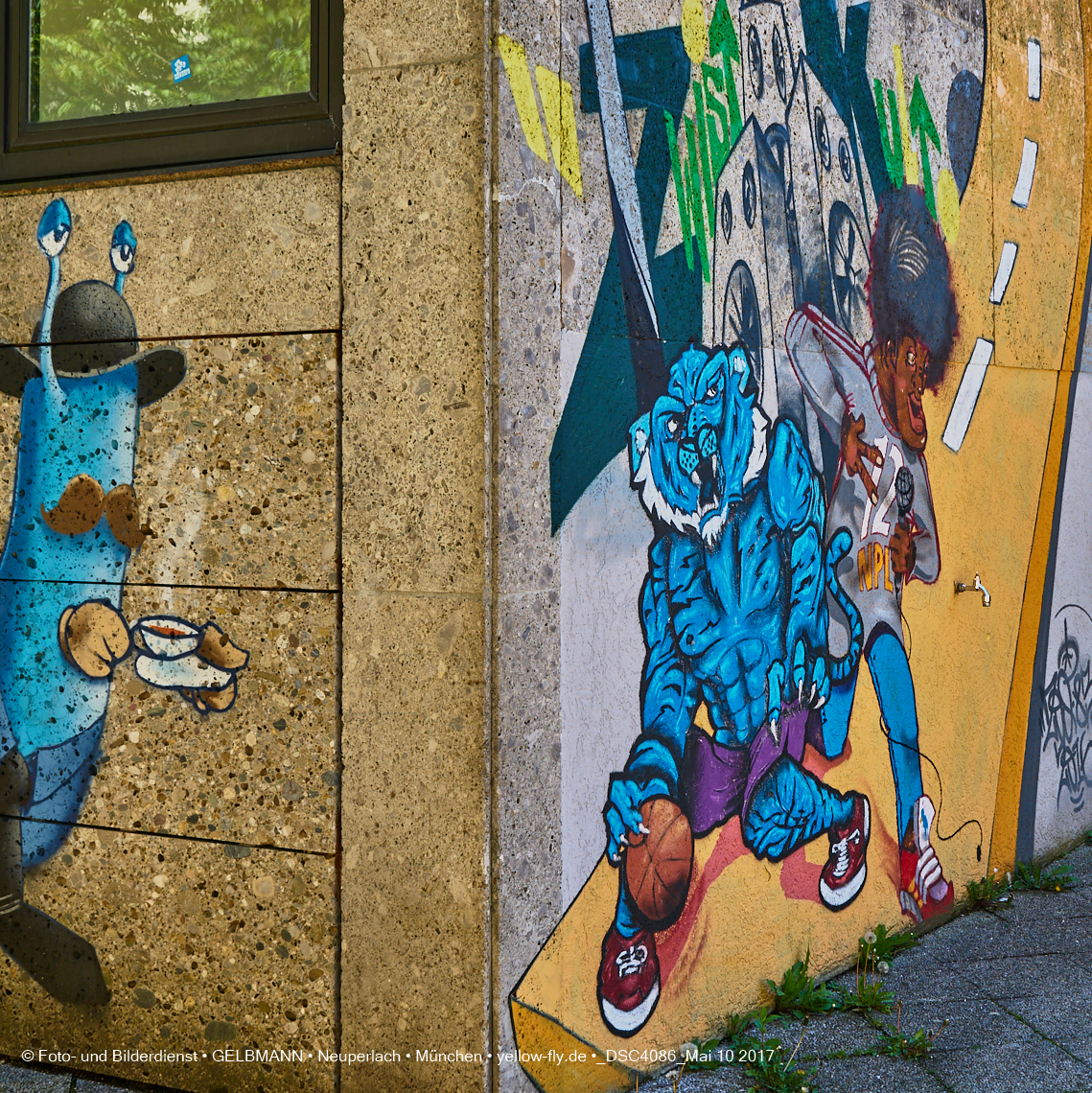 21.03.2017 - Abrissbaustelle Quiddezentrum in Neuperlach